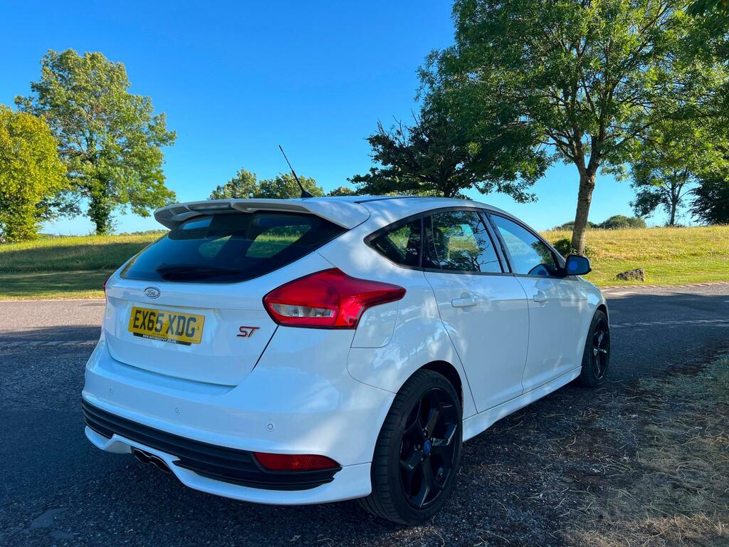 Ford Focus 2.0 Tdci St-3 Euro 6 Ss EX65XDG White #2