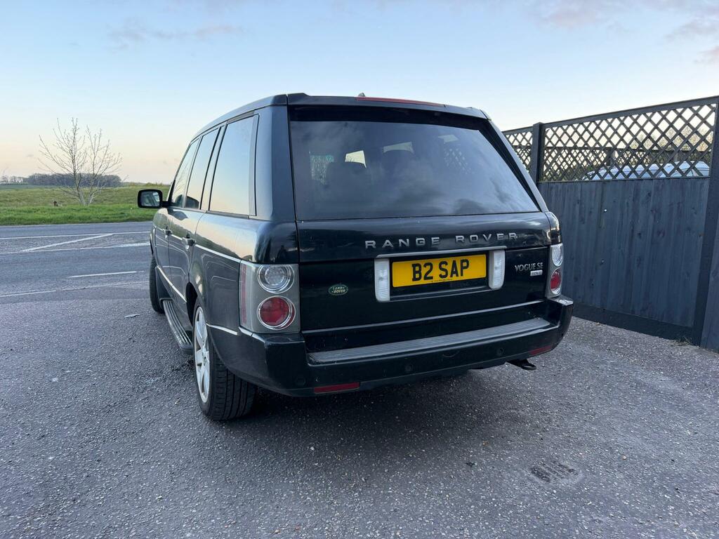 Land Rover Range Rover Vogue Se Black #5
