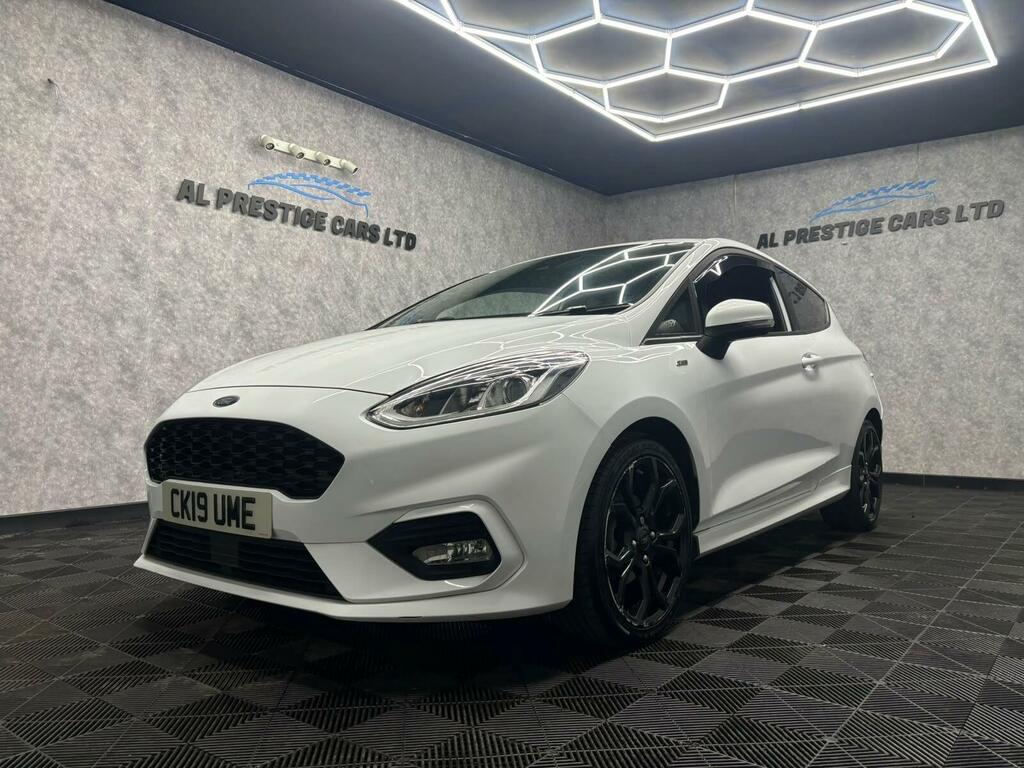 Ford Fiesta 1.0T Ecoboost St-line Euro 6 Ss CK19UME White