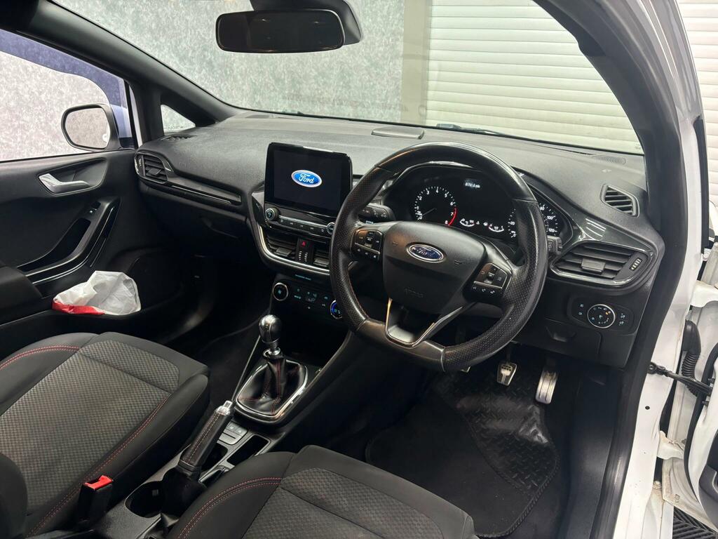 Ford Fiesta 1.0T Ecoboost St-line Euro 6 Ss CK19UME White #4