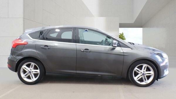 Ford Focus Titanium Grey #5