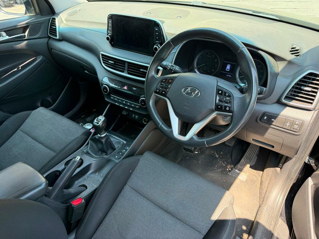 Hyundai Tucson Se Nav Black #2