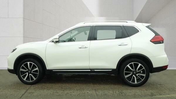 Nissan X-Trail Tekna White #6