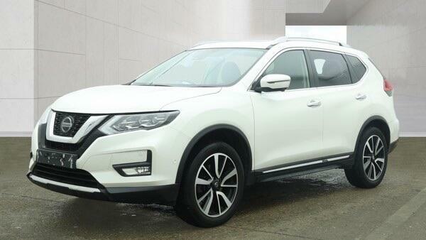 Nissan X-Trail Tekna White