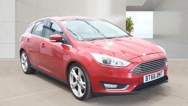 Ford Focus 2.0 Tdci Titanium X Powershift Euro 6 Ss Red #3