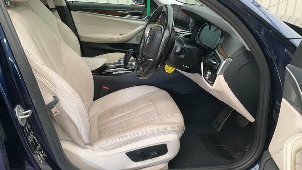 BMW 5 Series Se Blue #4