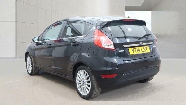 Ford Fiesta Titanium Black #4
