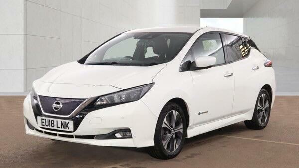 Nissan Leaf 40Kwh N-connecta White
