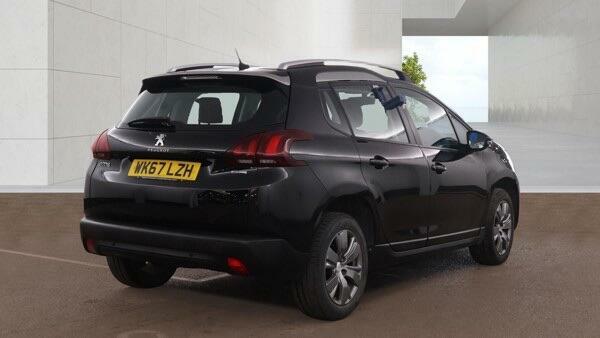 Peugeot 2008 Active Black #2