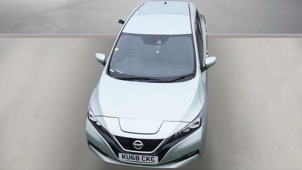 Nissan Leaf 40Kwh Tekna Silver #4