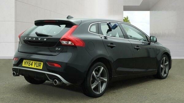 Volvo V40 2.0 D4 R-design Euro 6 Ss Black #2