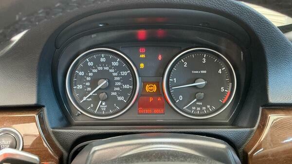 BMW 3 Series 2.0L Efficientdynamics White #13