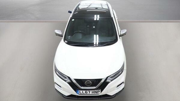 Nissan Qashqai Tekna White #5