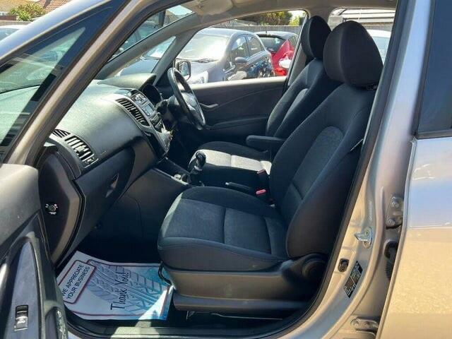 Hyundai Ix20 Premium Silver #5