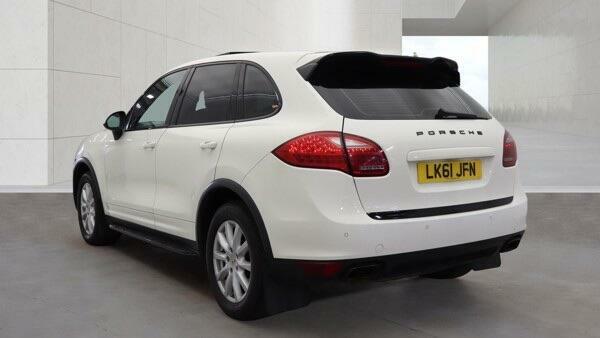 Porsche Cayenne 3.0 Td V6 Tiptronic 4Wd Euro 5 Ss White #4