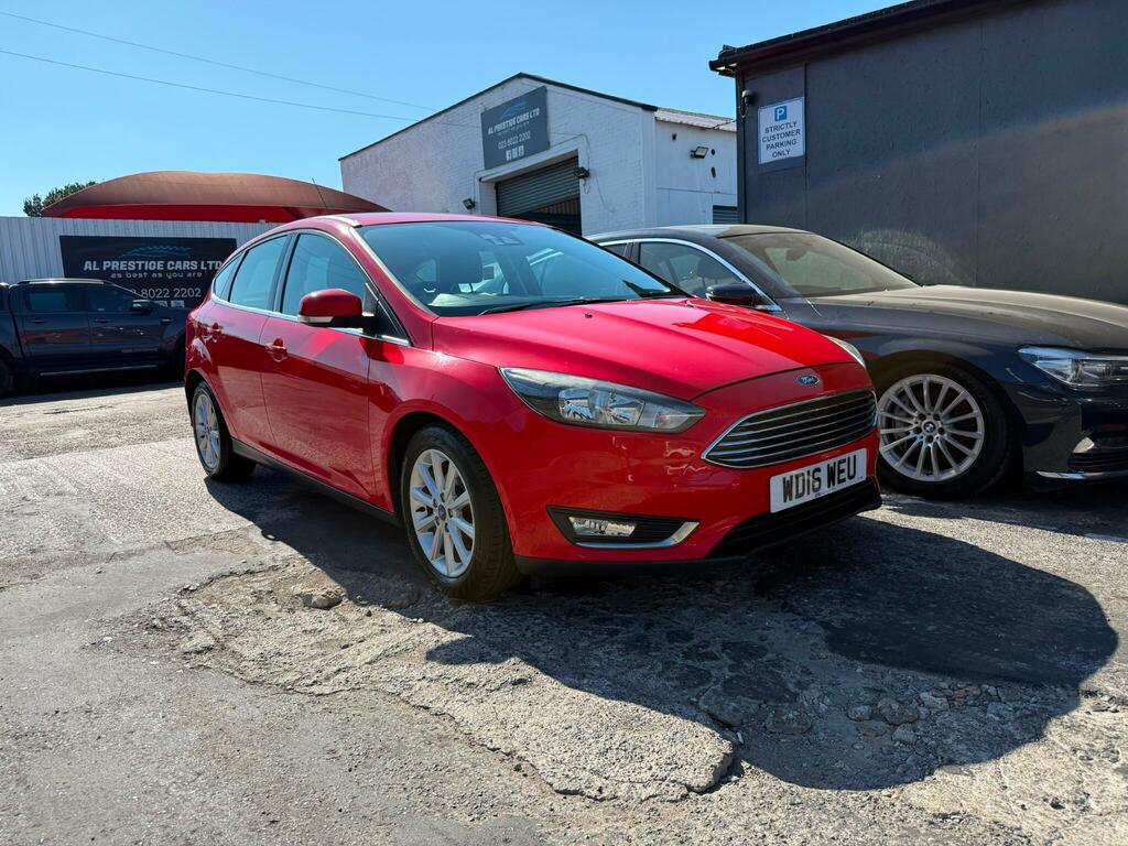 Ford Focus 1.5 Tdci Titanium Euro 6 Ss Red