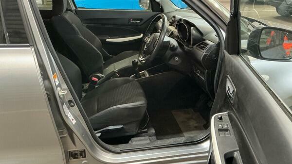 Suzuki Swift Silver #9