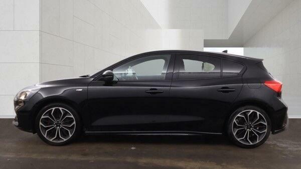 Ford Focus St-line X Black #6