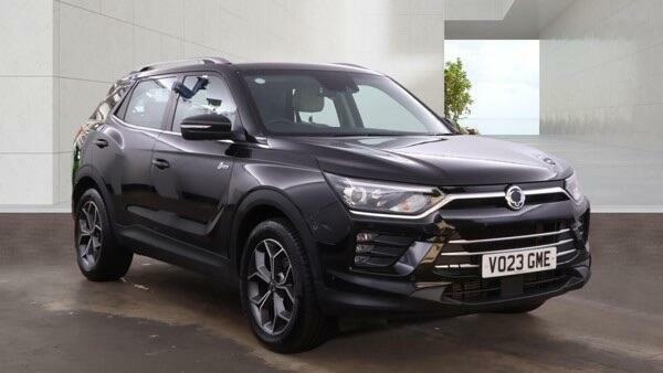 SsangYong Korando Ventura Black #3