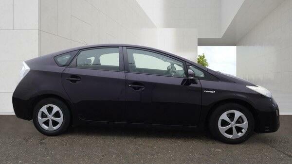 Toyota Prius Hatchback 1.8 Blue #9