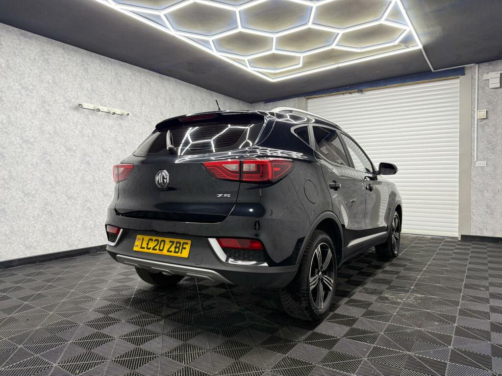 MG ZS Exclusive Black #4