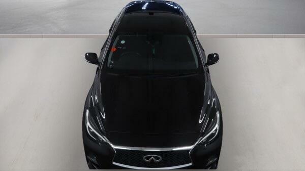 Infiniti Q30 Hatchback White #9