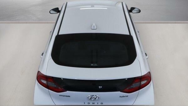 Hyundai Ioniq Hatchback Silver #11