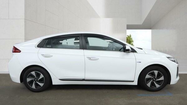Hyundai Ioniq Hatchback Silver #12