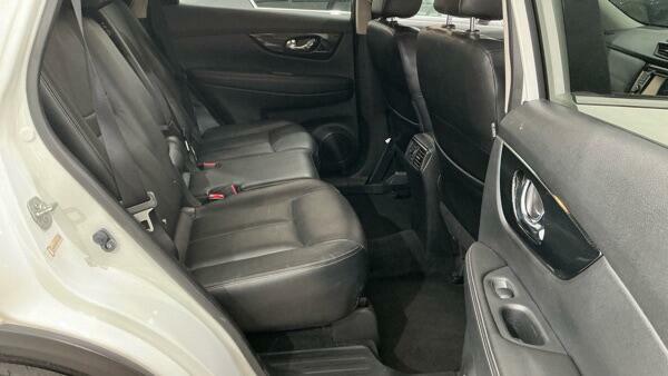 Nissan X-Trail Tekna White #6