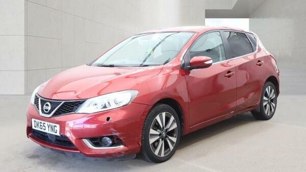 Nissan Pulsar Hatchback White #7