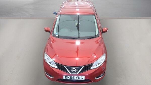 Nissan Pulsar Hatchback White #8