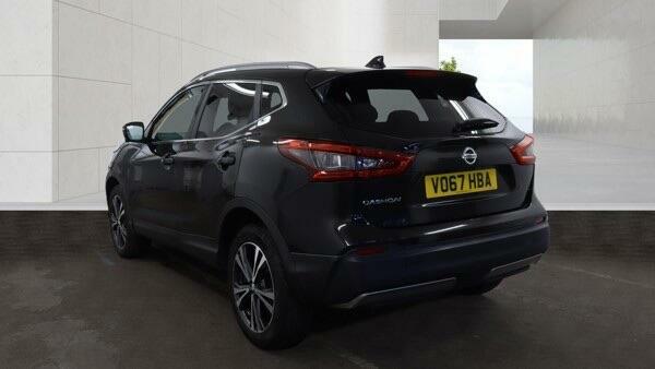 Nissan Qashqai N-connecta Black #6