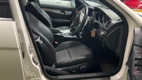 Mercedes-Benz C Class Sport White #5