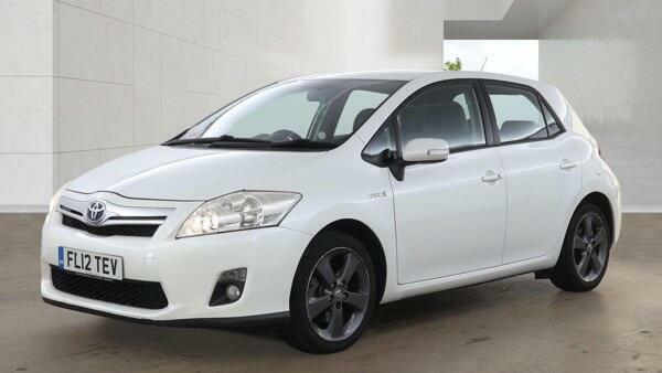 Toyota Auris T Spirit White