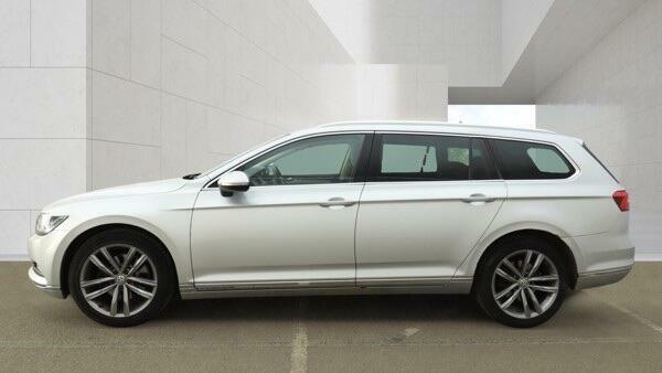 Volkswagen Passat S Tdi Black #8
