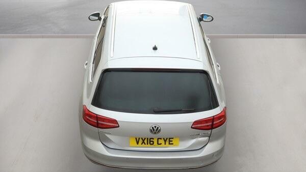 Volkswagen Passat S Tdi Black #9