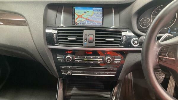 BMW X4 Xdrive20d Se White #10