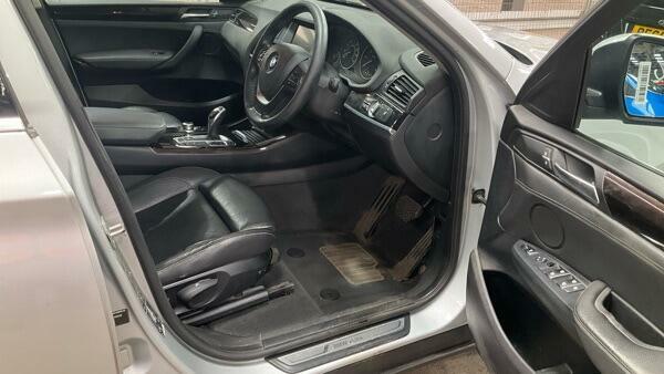 BMW X4 Xline Silver #4