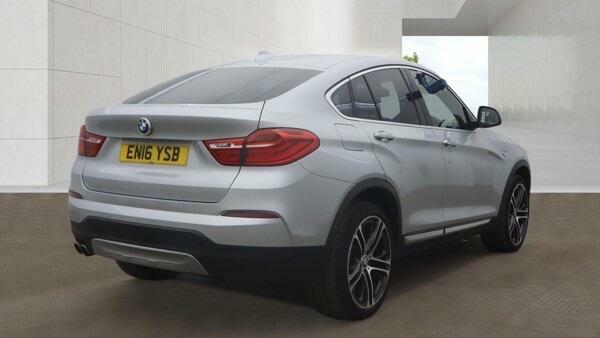 BMW X4 Xline Silver #2