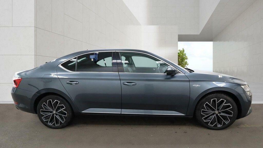Skoda Superb Se L Blue #11