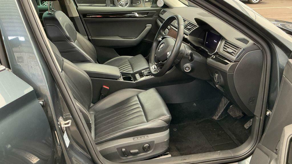 Skoda Superb Laurin Klement Grey #2