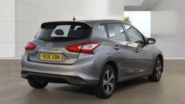 Nissan Pulsar Hatchback Grey #8