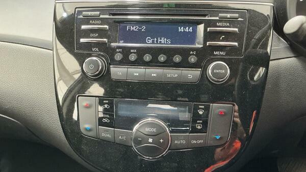 Nissan Pulsar Hatchback Grey #11