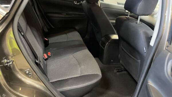 Nissan Pulsar N-tec Beige #6