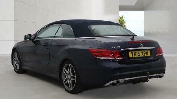Mercedes-Benz E Class Amg Line Blue #4