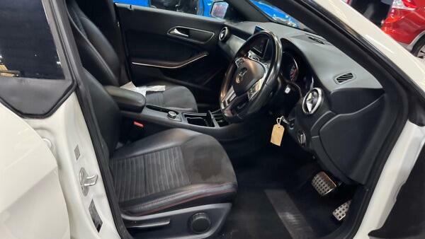 Mercedes-Benz CLA Class Amg Sport White #5
