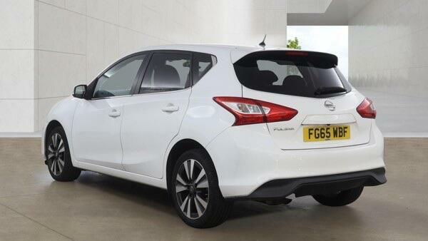 Nissan Pulsar N-tec White #5