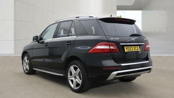 Mercedes-Benz M Class Amg Sport Black #4