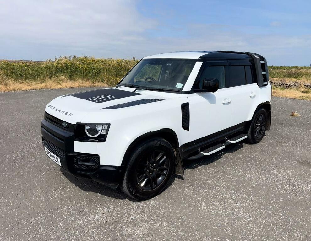Land Rover Defender 110 X-dynamic S White