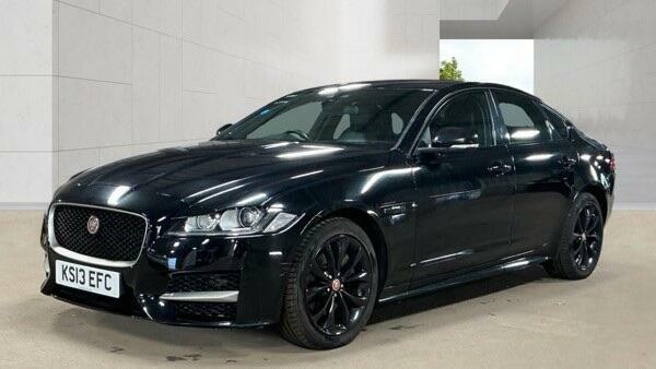 Jaguar XF R-sport Black